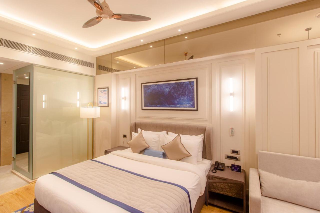 The Cove Wing Hotell Panchkula Exteriör bild